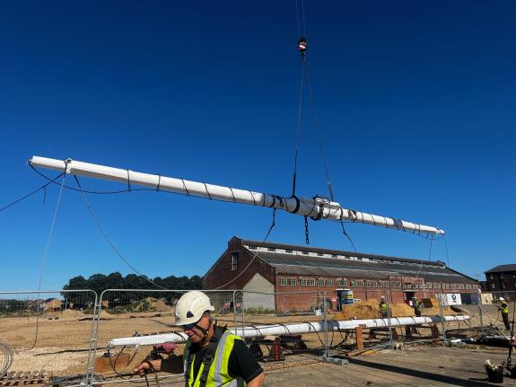Ipswich Star: The mast ready to be lifted into place. Image: Heritage Marine Foundation Ipswich Star: The mast ready to be lifted into place. Image: Heritage Marine Foundation