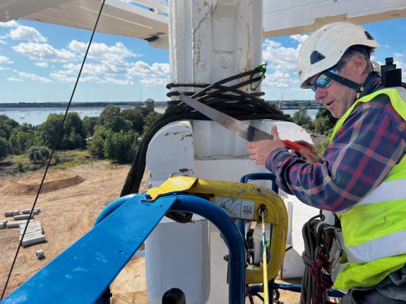Ipswich Star: Lead shipwright Andy “Droid” Balfe making final adjustments before fitting the tops platform. Image: Heritage Marine Foundation Ipswich Star: Lead shipwright Andy “Droid” Balfe making final adjustments before fitting the tops platform. Image: Heritage Marine Foundation