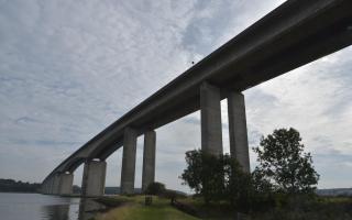 The Orwell Bridge is closed due to strong winds caused by Storm Isha